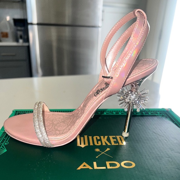 RARE WICKED movie Glinda sandal high heels - Aldo - Picture 1 of 7